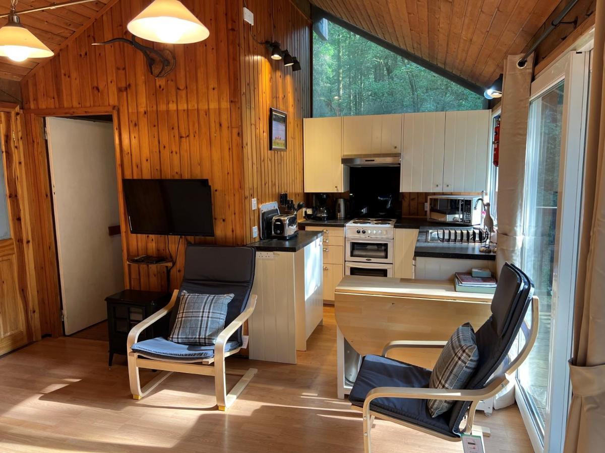 Loch Aweside Forest Cabins Dalavich Exteriör bild