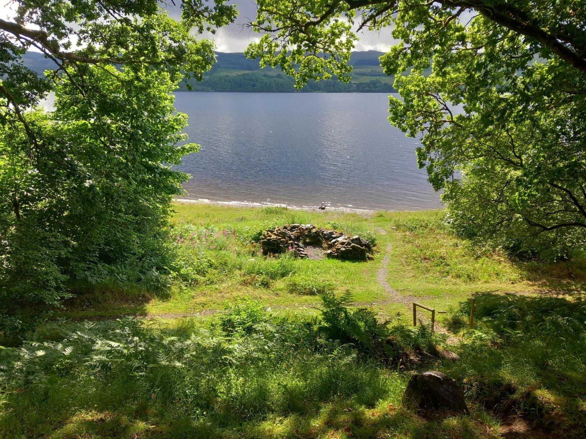 Loch Aweside Forest Cabins Dalavich Rum bild