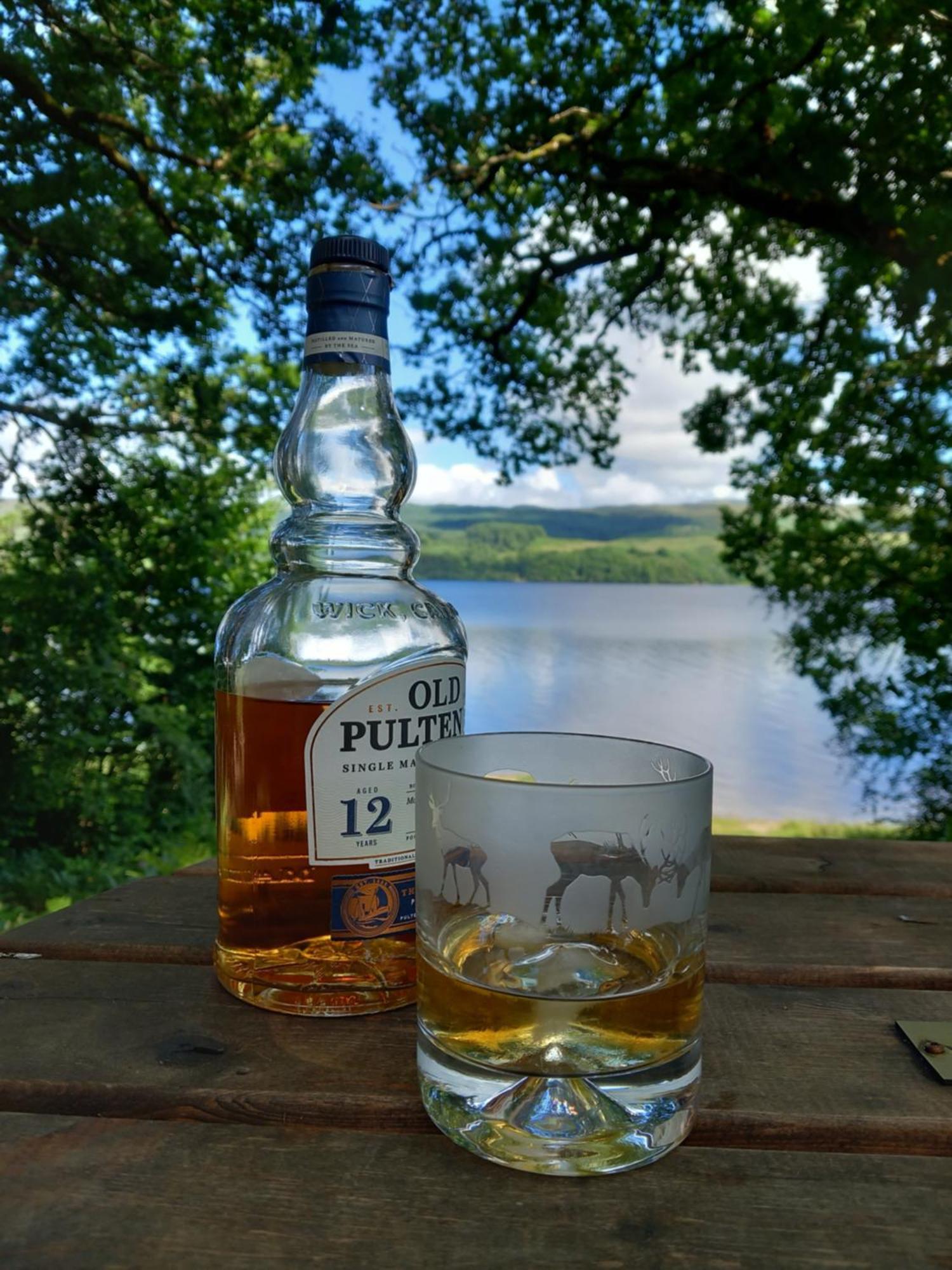 Loch Aweside Forest Cabins Dalavich Rum bild